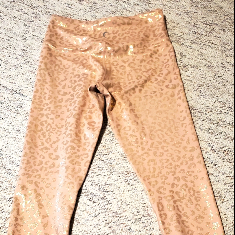 Zyia Gold leopard ladies light n tight 7/8 hi rise